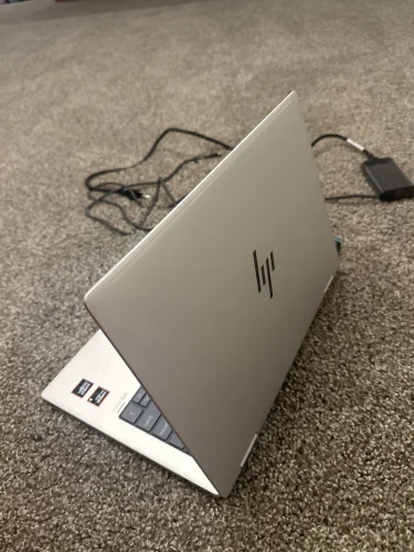 HP Envy 17 Touch Laptop 1TB SSD 32GB RAM Win 11 Pro (Touchscreen) photo review
